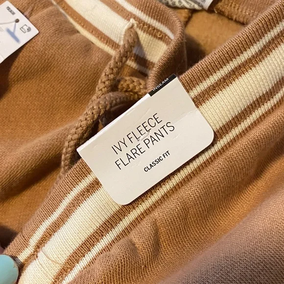 Pink Ivy Fleece Flare Sweatpants - Picture 4 of 6